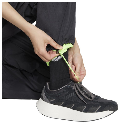 Adidas Γυναικείο παντελόνι φόρμας Teamgeist Adicolor Track Pants